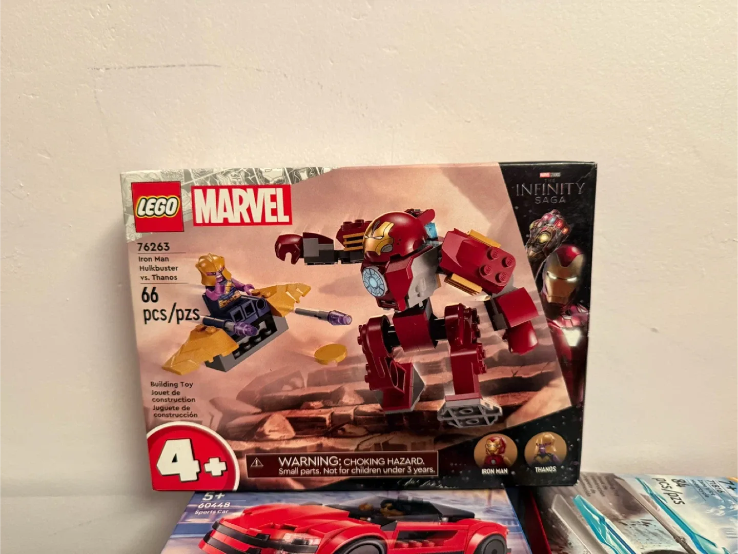 LEGO Marvel Iron Man Hulkbuster vs Thanos Set 76263 thumbnail