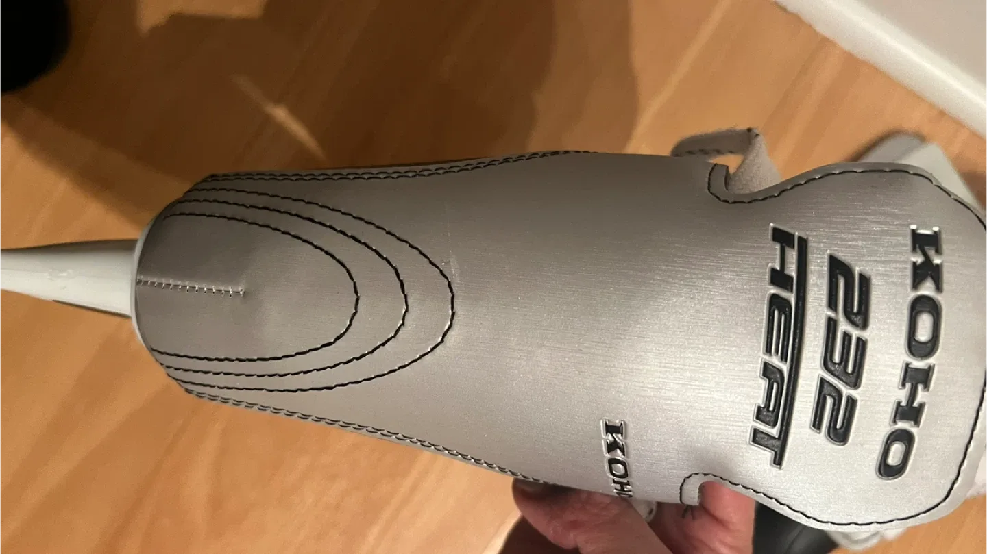 Koho 232 Heat Ice Skates - Size 4 image indicator(4)