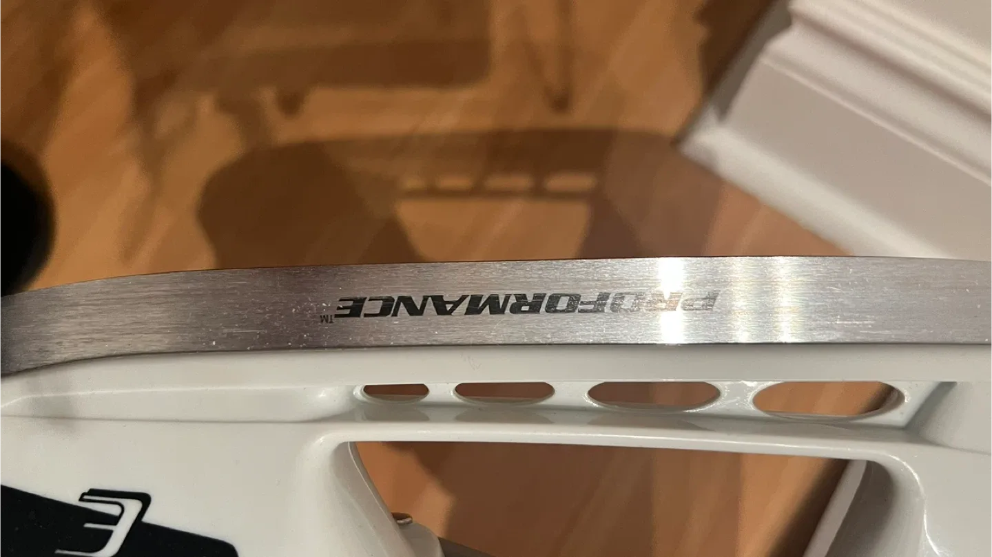 Koho 232 Heat Ice Skates - Size 4 image indicator(3)