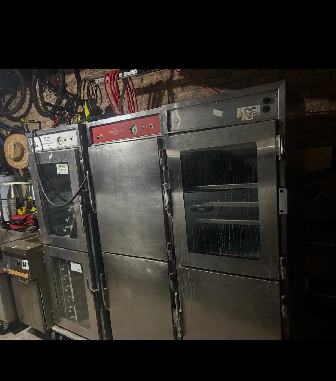 Hot box’s /dual doors /6 feet