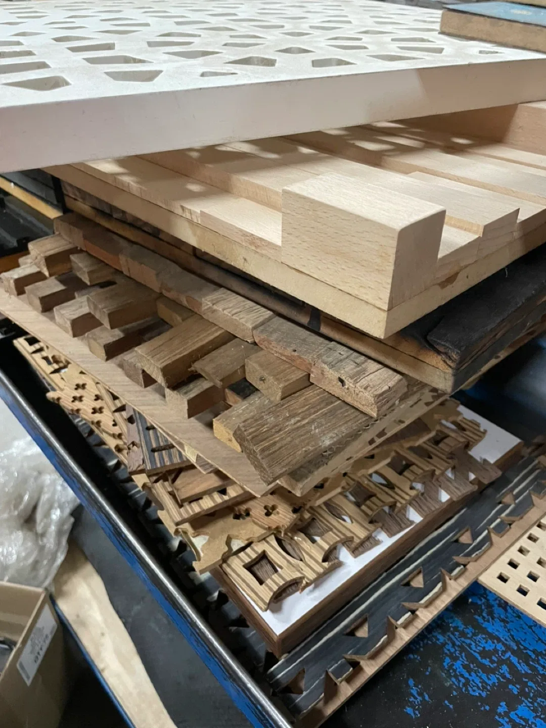 Various Wood Scraps thumbnail