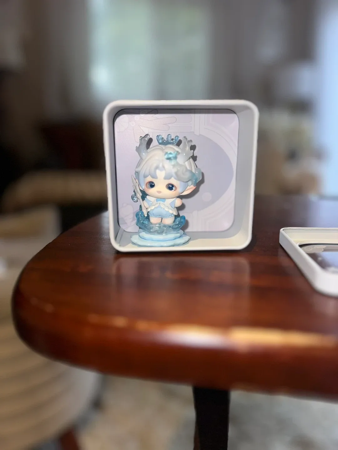 Pinyun Feng Sheng Figurine - New in Box image indicator(3)