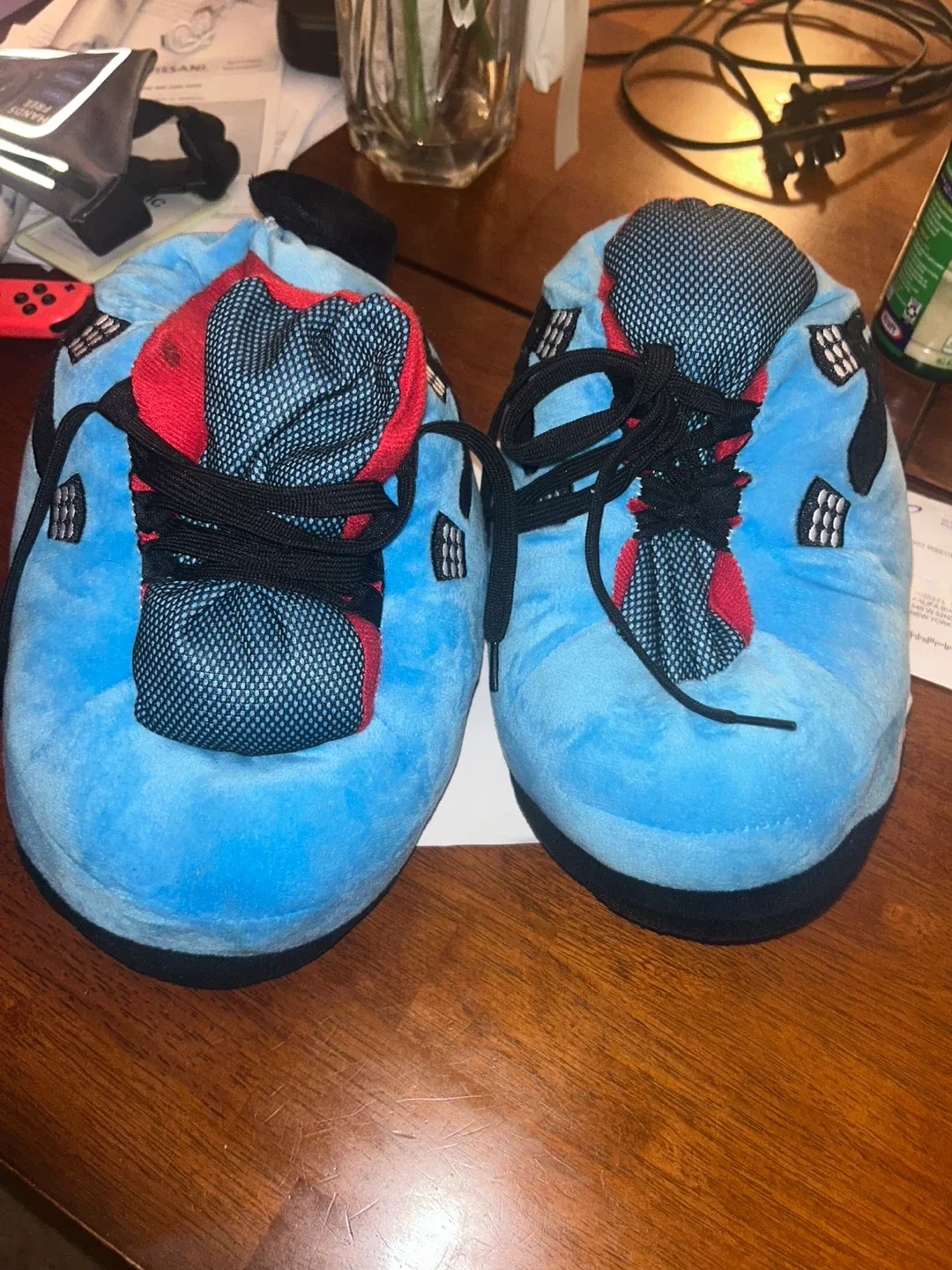 Jordan 4 Retro University Blue Plush Slippers thumbnail