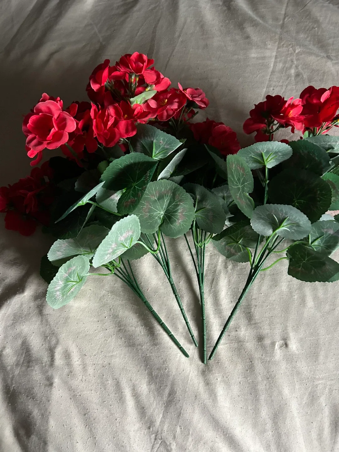 Red Artificial Flowers image indicator(2)