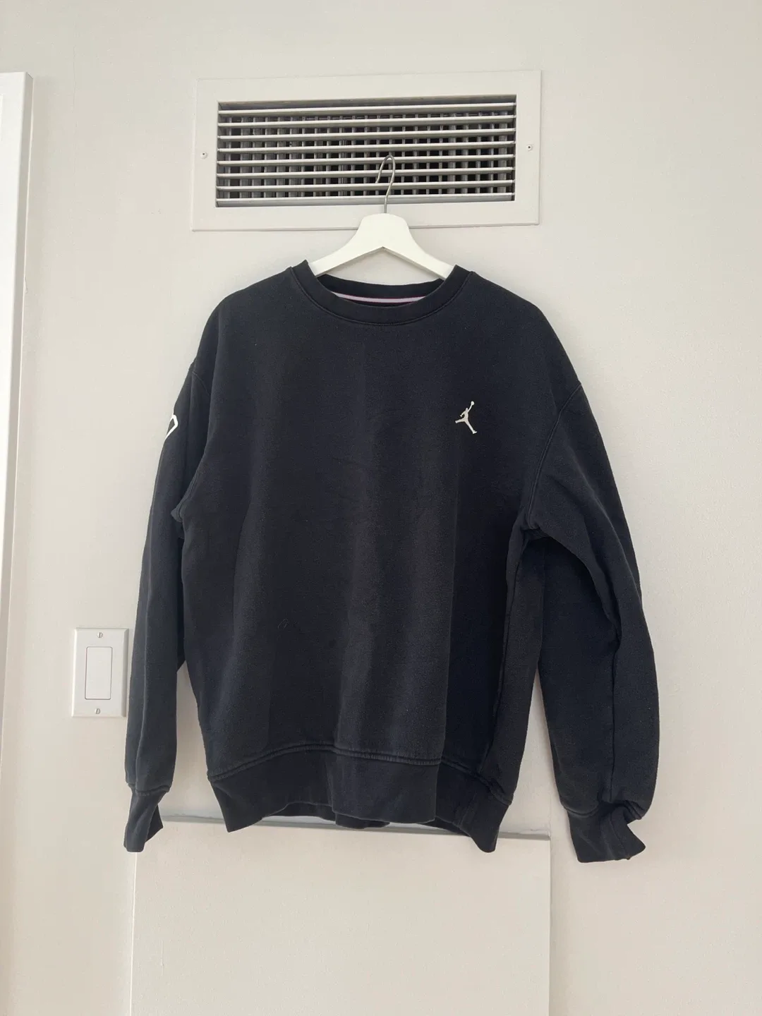 Jordan Black Crewneck Sweatshirt size L