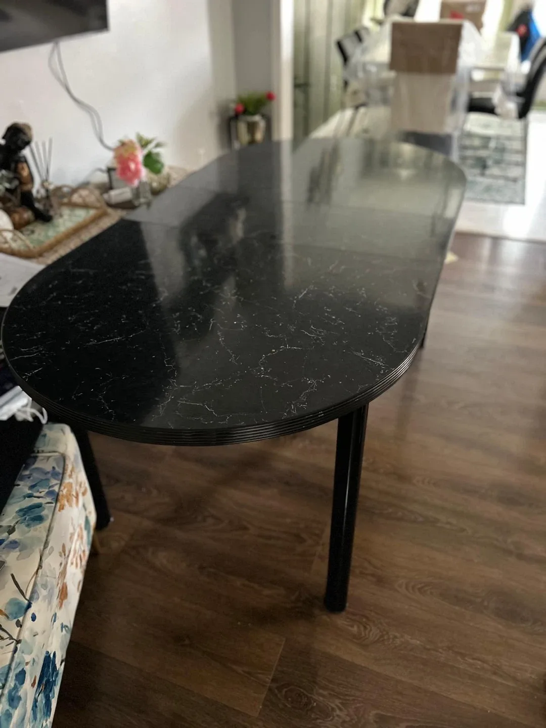 Black Marble-Look Dining Table image indicator(2)