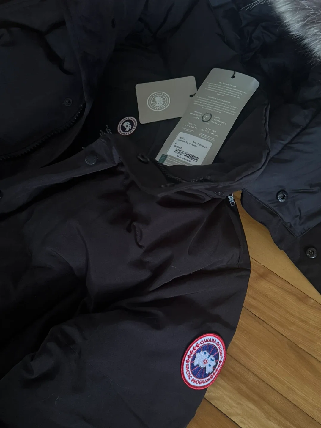 Canada Goose Black Down Parka image indicator(2)