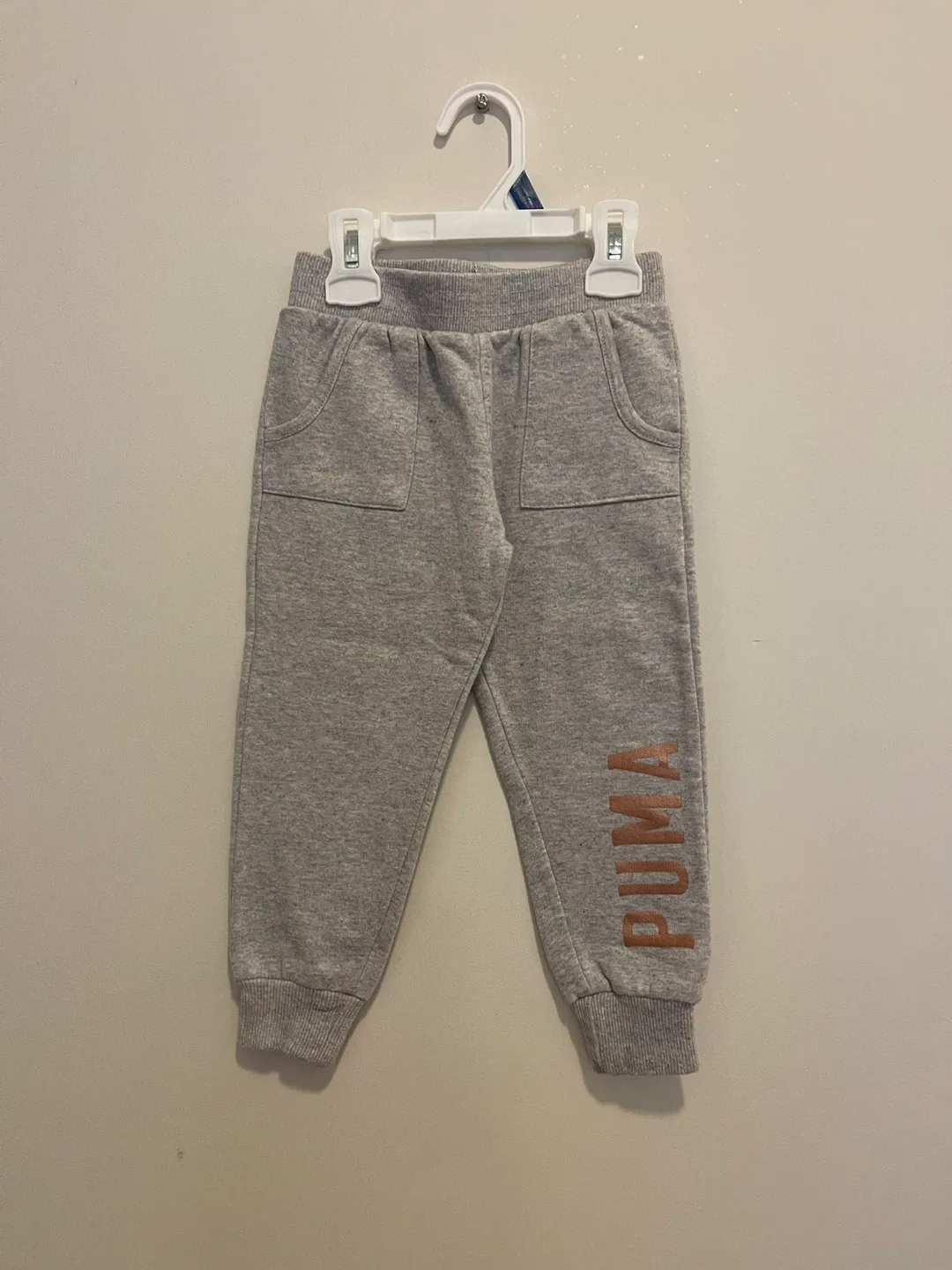 Size 3TPuma Kids' Outfit Set - Top & Pants image indicator(2)