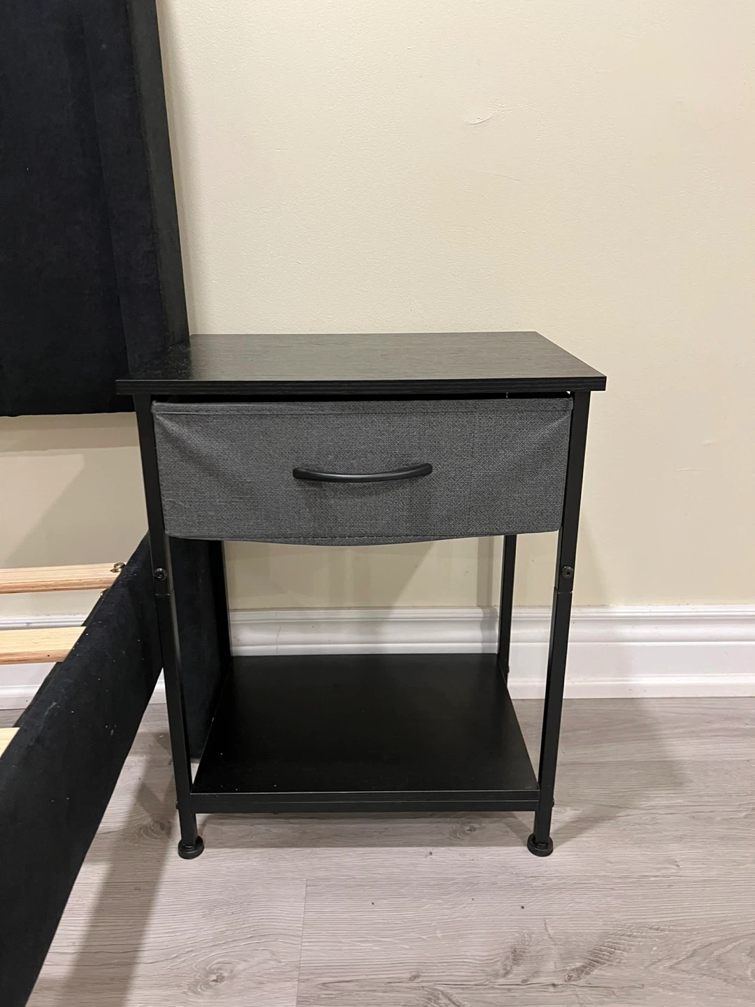 Black Queen Bed Frame + 2 Black Nightstands - photo 5