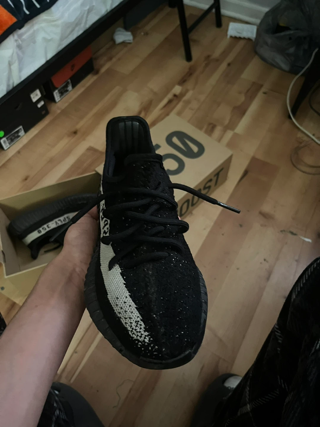 Adidas Yeezy Boost 350 V2 Core Black/White Size 5.5 - photo 3
