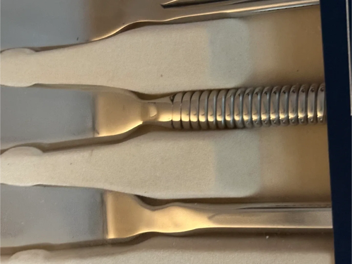 BNIB Cuisena 18/10 Stainless Spreaders image indicator(3)