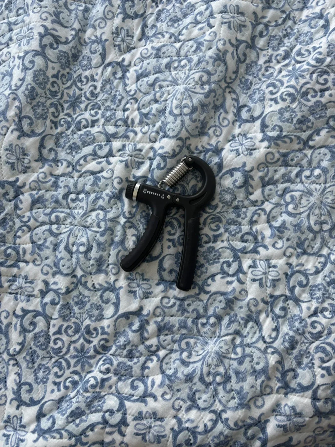 Adjustable Hand Grip Strengthener thumbnail