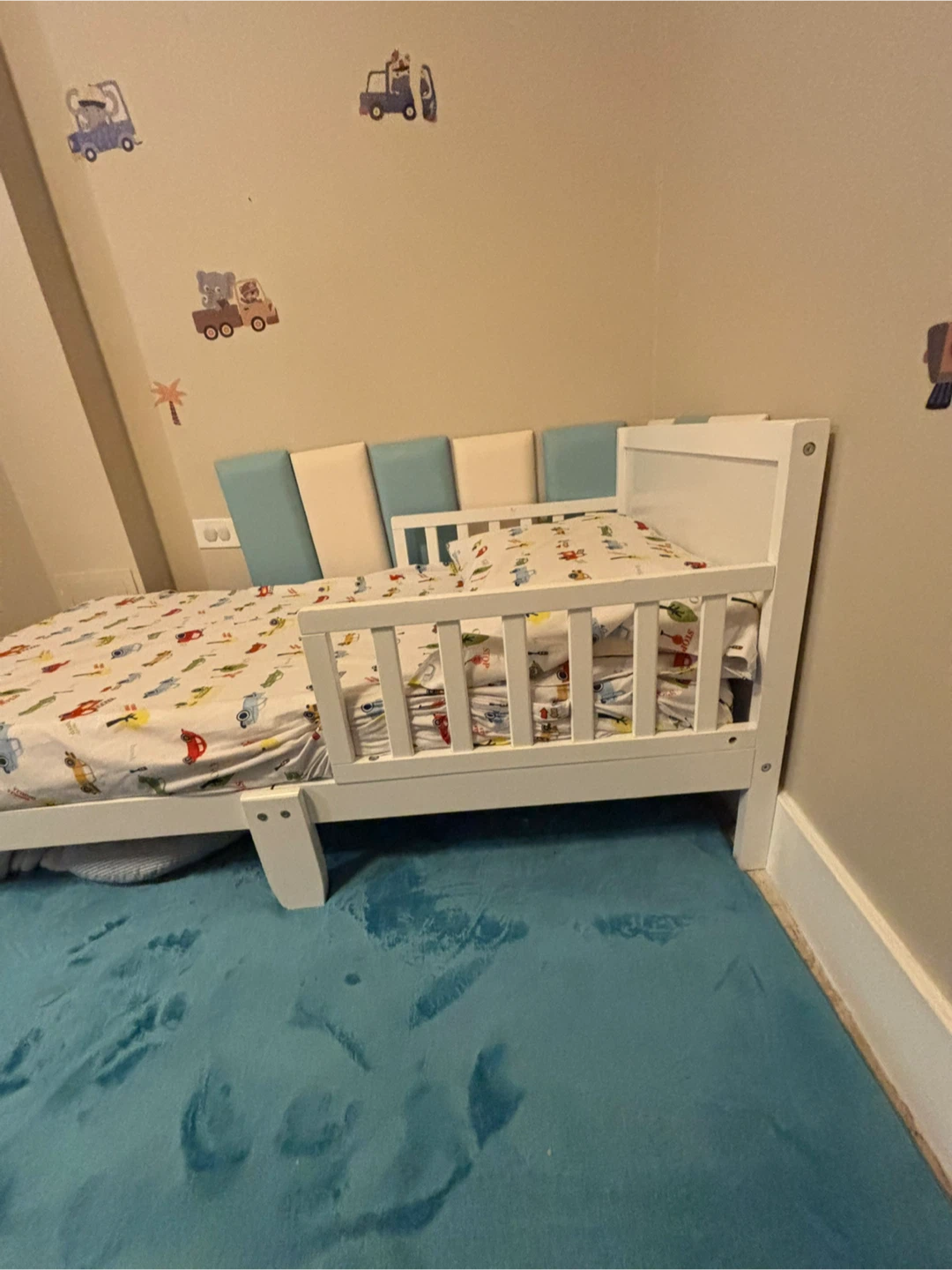 Toddler Bed with matress - photo 5