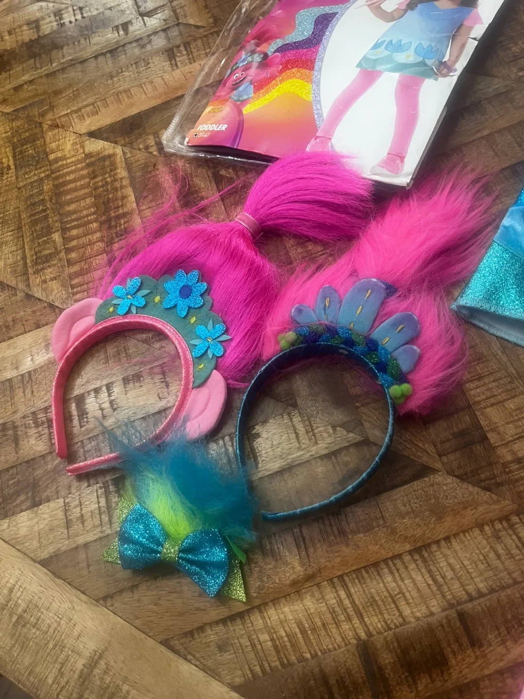 Trolls Poppy Costume Toddler Size 3T-4T image indicator(3)