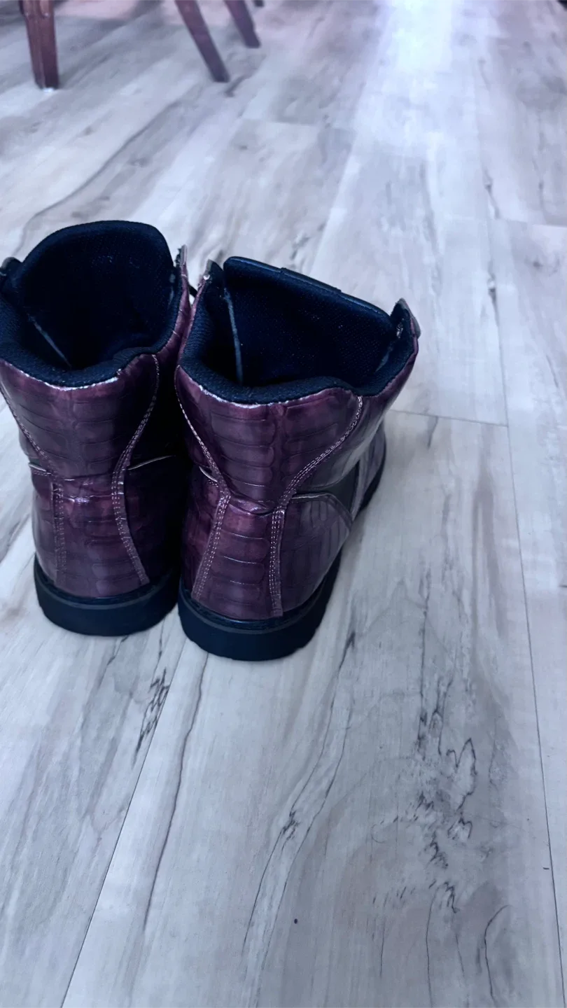 Burgundy Embossed Leather Ankle Boots image indicator(3)