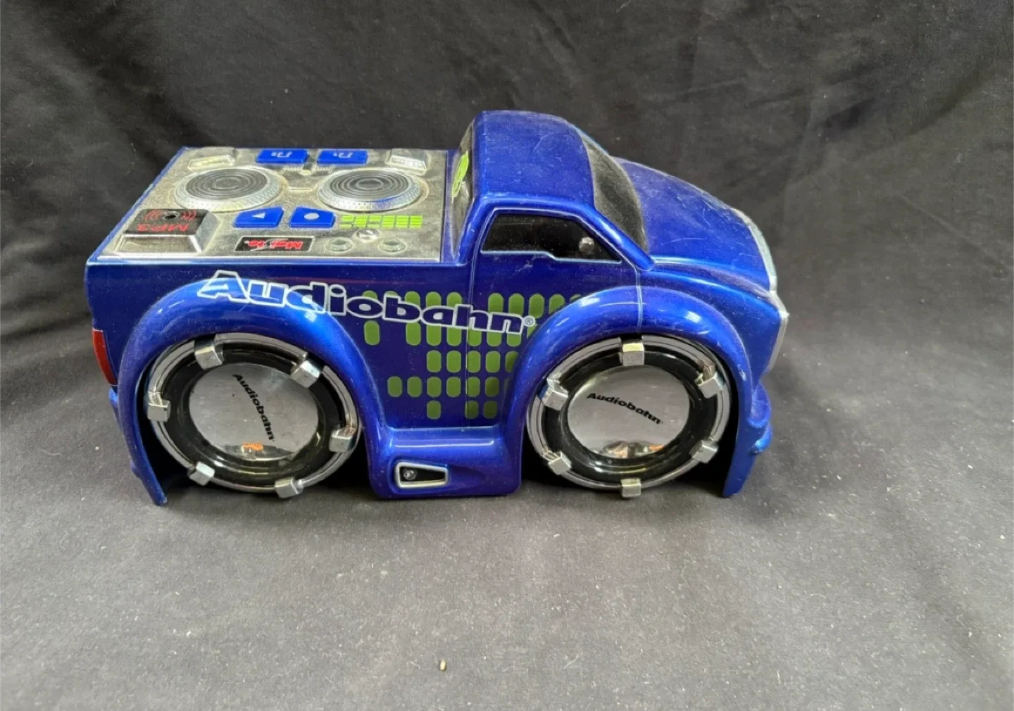 Mixed Lot of 5 Toy Guitars and RC Vehicles image indicator(3)