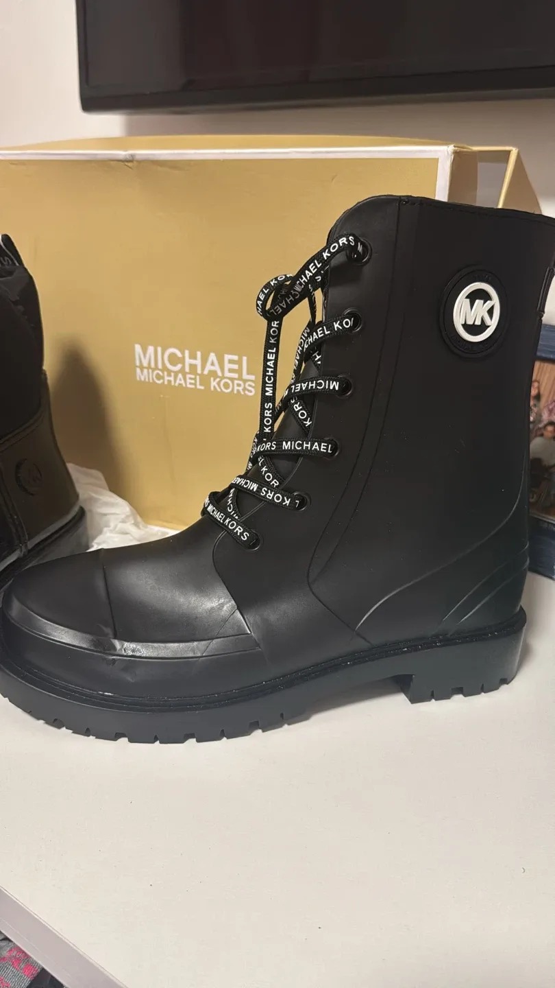 Michael Kors thumbnail
