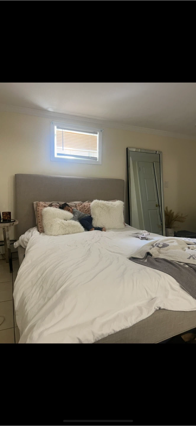 Queens Size Bed with mattress and split boxspring
