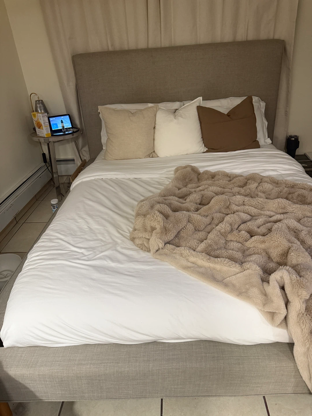 Queens Size Bed with mattress and split boxspring - photo 3