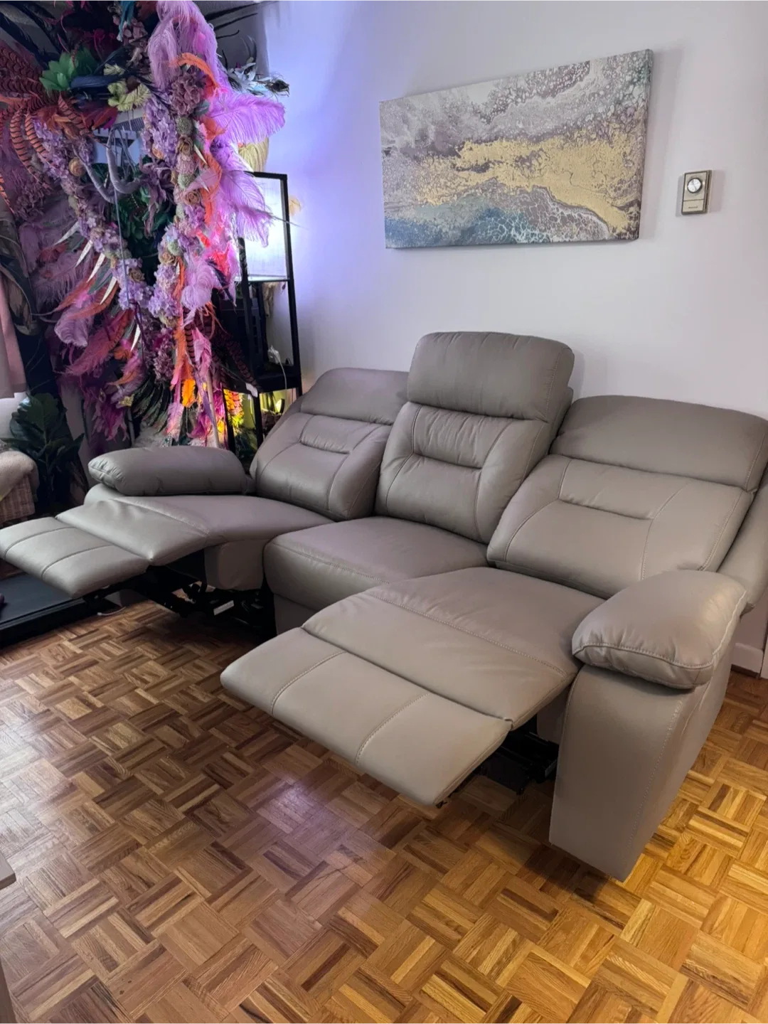 New Leather Reclining Sofa with USB Ports image indicator(6)