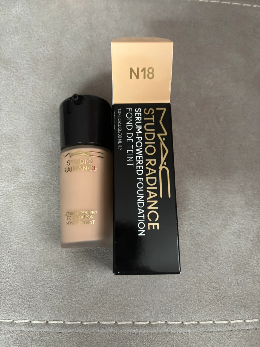 MAC Studio Radiance Serum-Powered Foundation N18
