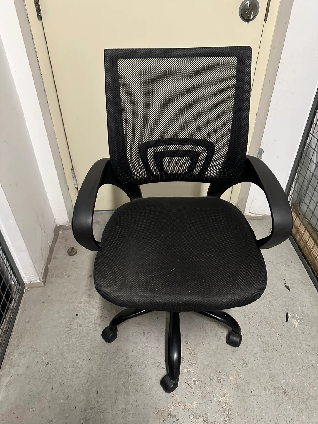 Black Mesh Office Chair