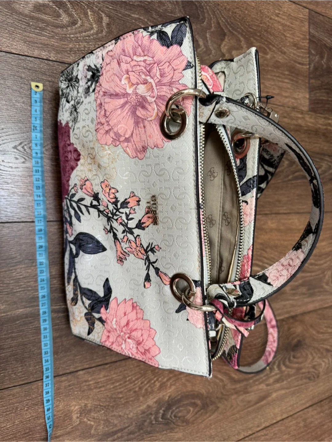 🌸 Guess Floral Satchel Bag – Multi-Compartment 🌸 thumbnail