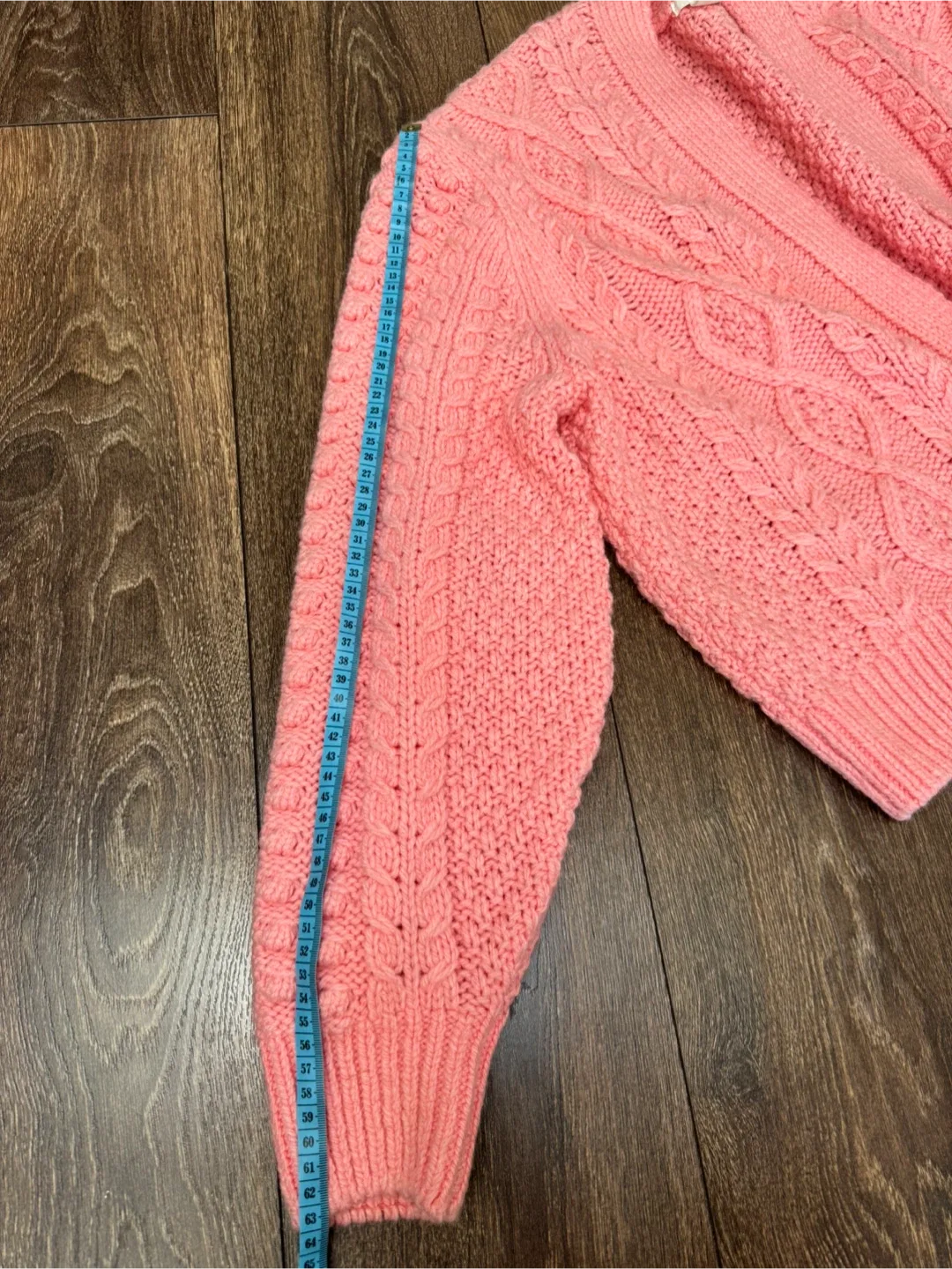 ✨ Chunky Knit Pink Cardigan – H&M (M) ✨ image indicator(4)