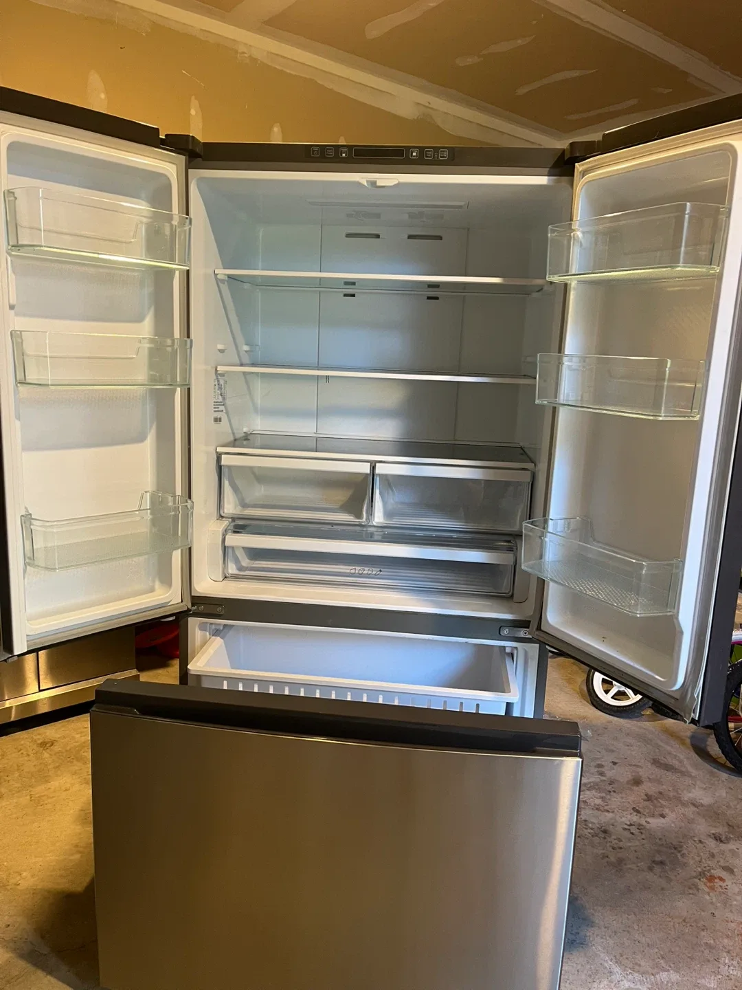 Stainless Steel French Door Refrigerator image indicator(4)