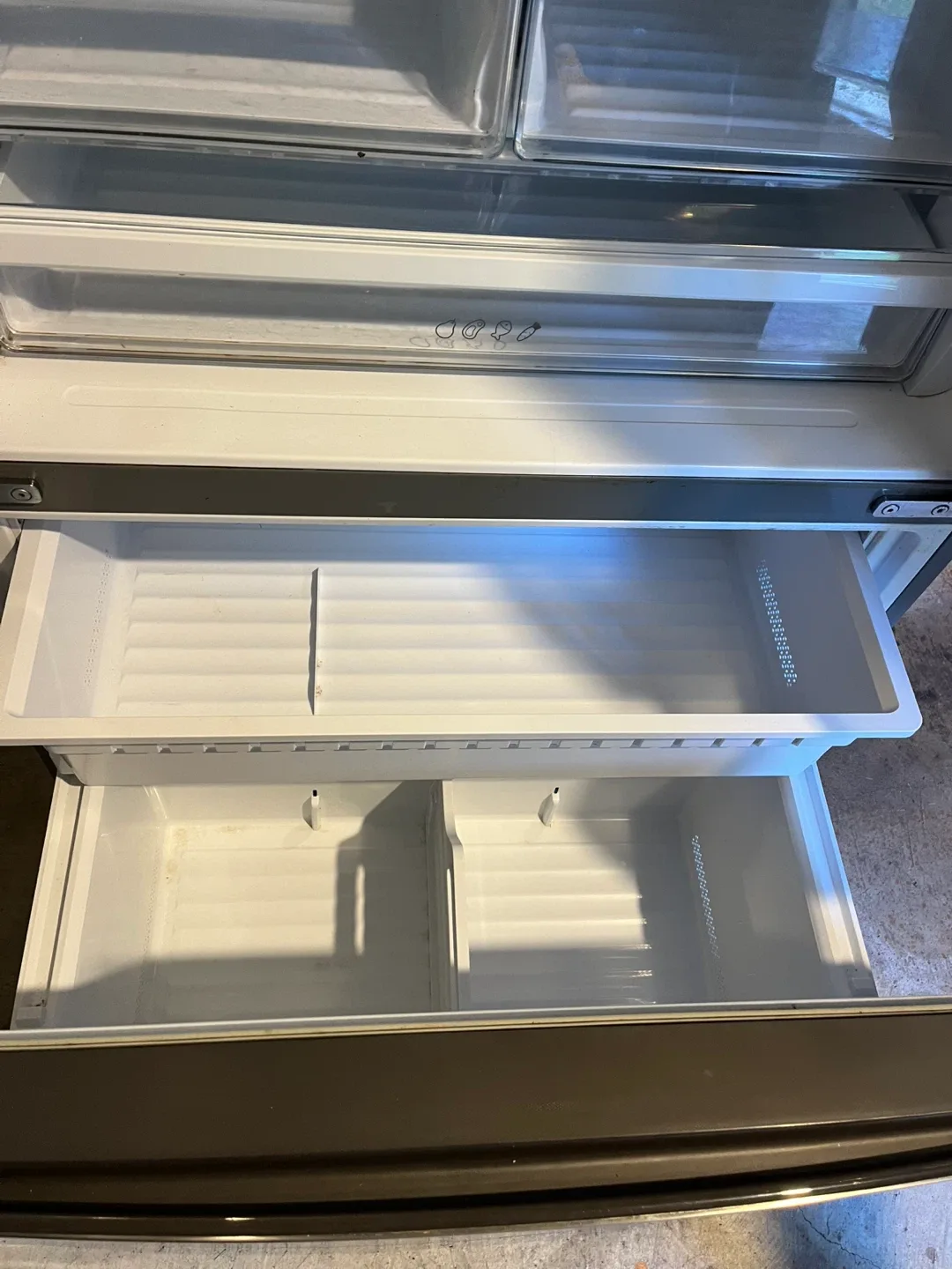 Stainless Steel French Door Refrigerator image indicator(5)