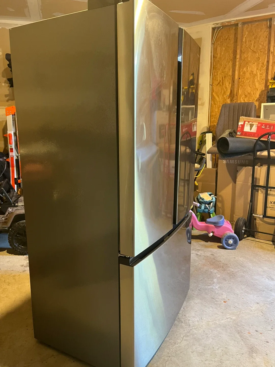 Stainless Steel French Door Refrigerator image indicator(9)