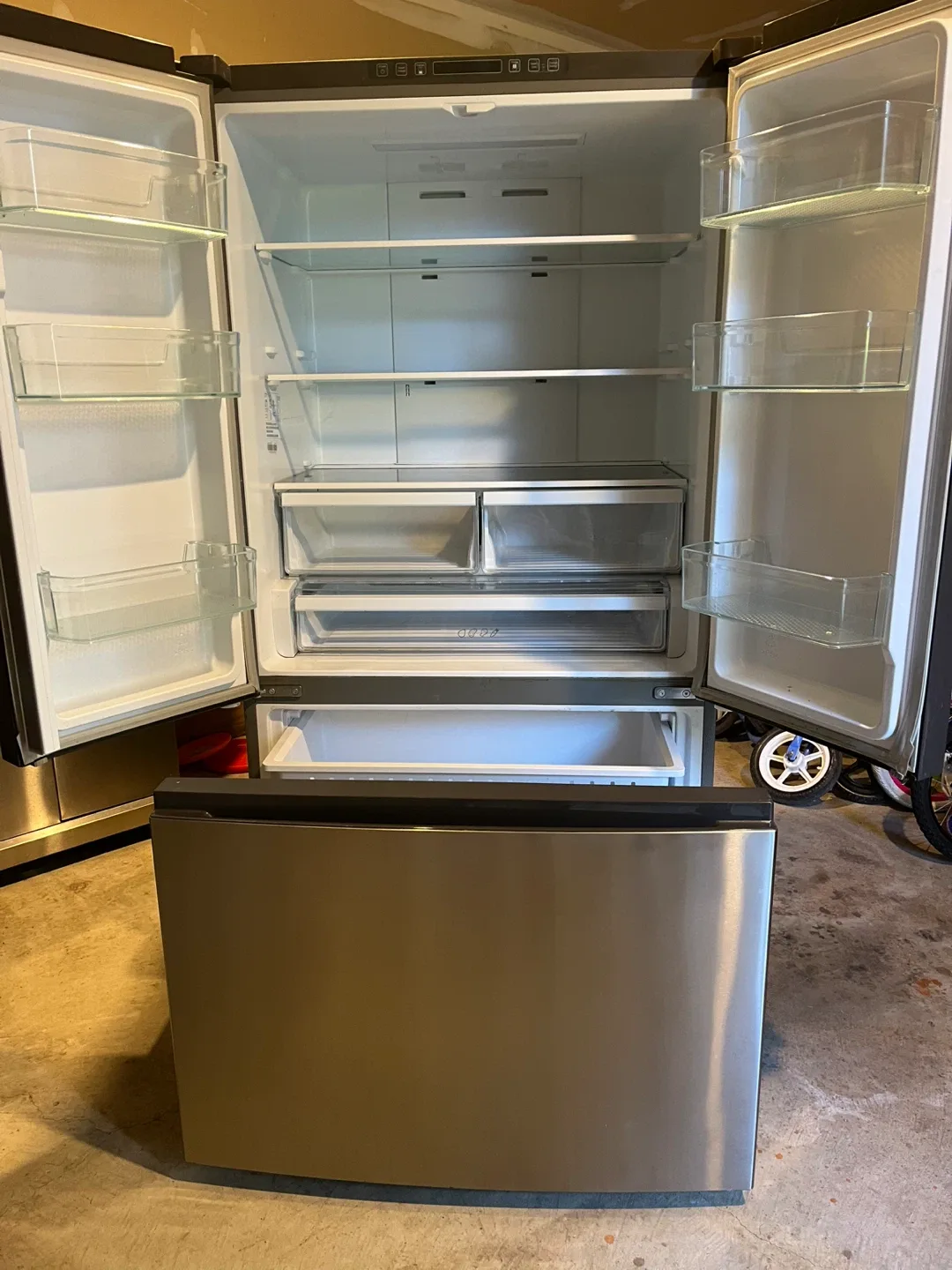 Stainless Steel French Door Refrigerator image indicator(7)