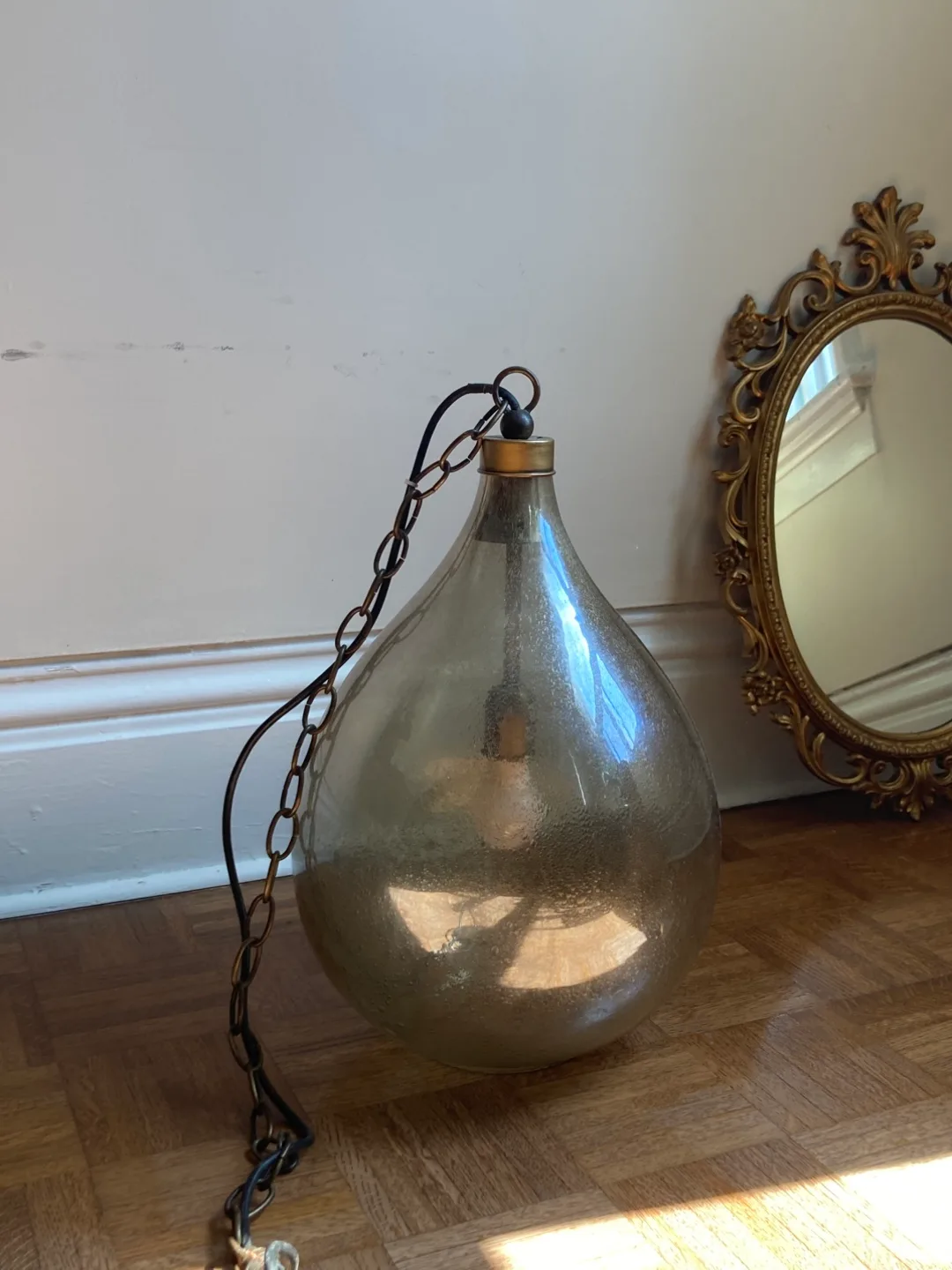 Glass Pendant Light thumbnail