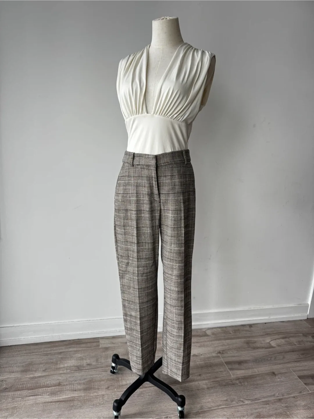 H&M Plaid Trousers - Size 8 + Beige Top thumbnail