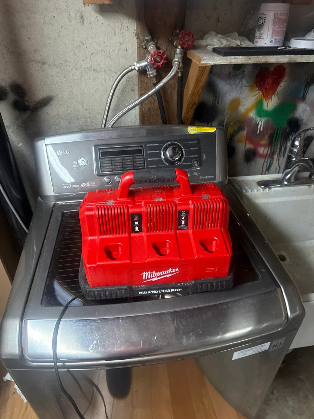 Milwaukee M18 Rapid Charger thumbnail