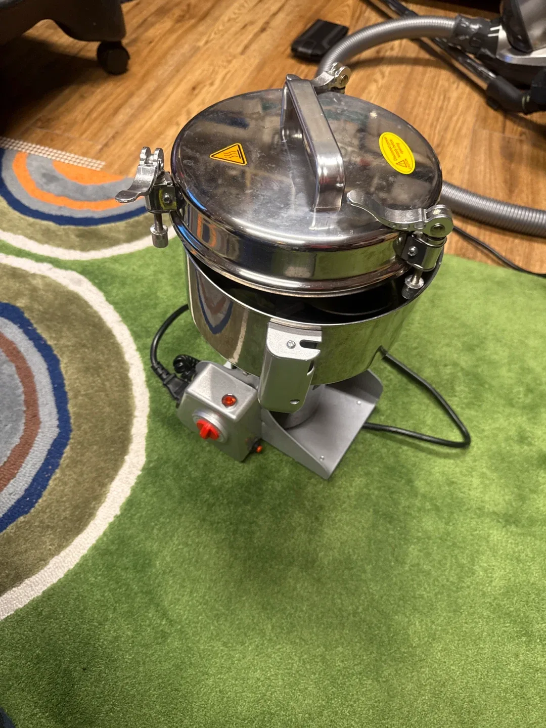 VEVOR Grain Grinder - Stainless Steel image indicator(3)