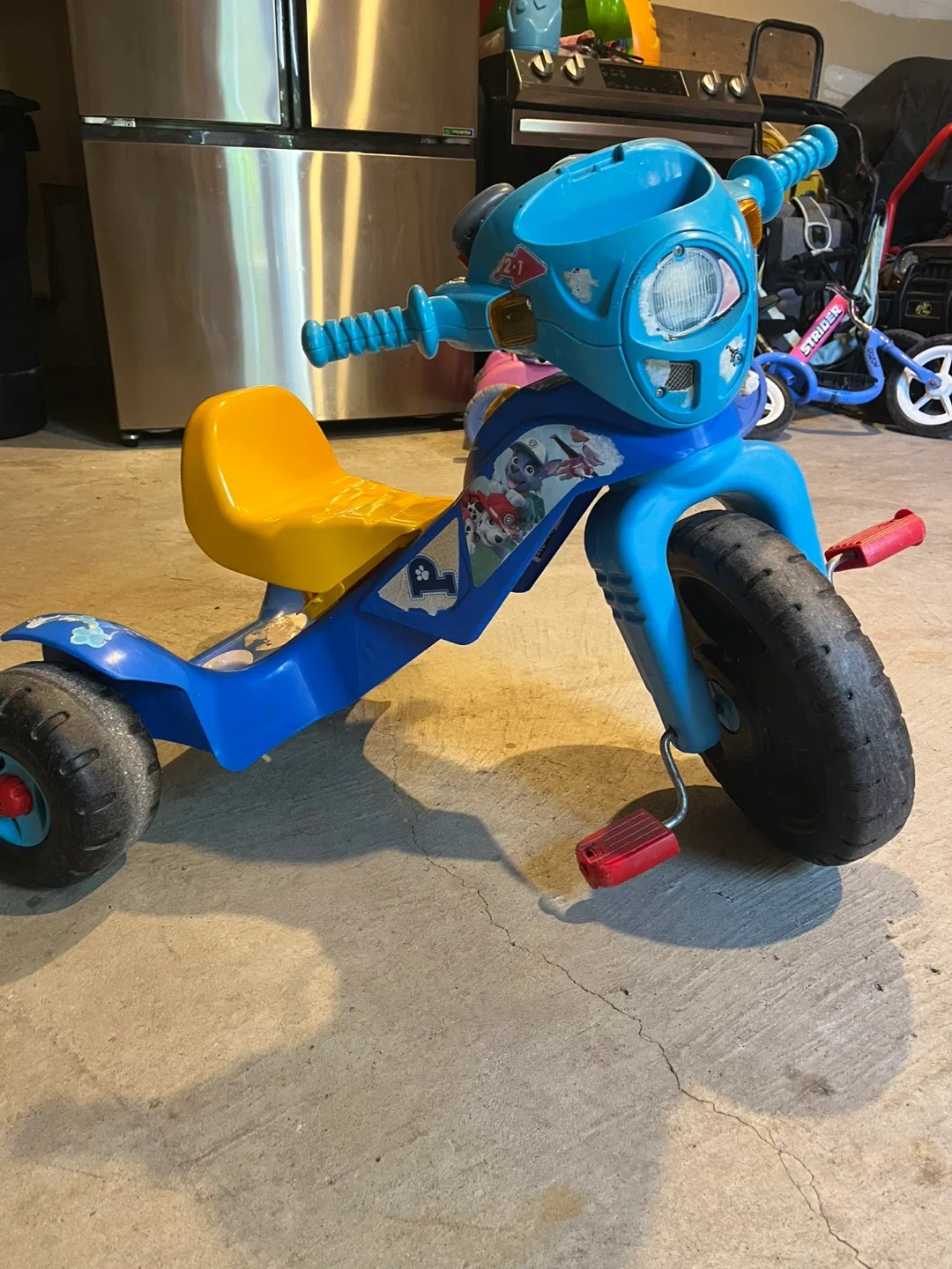 Paw Patrol Lights & Sounds Trike image indicator(2)