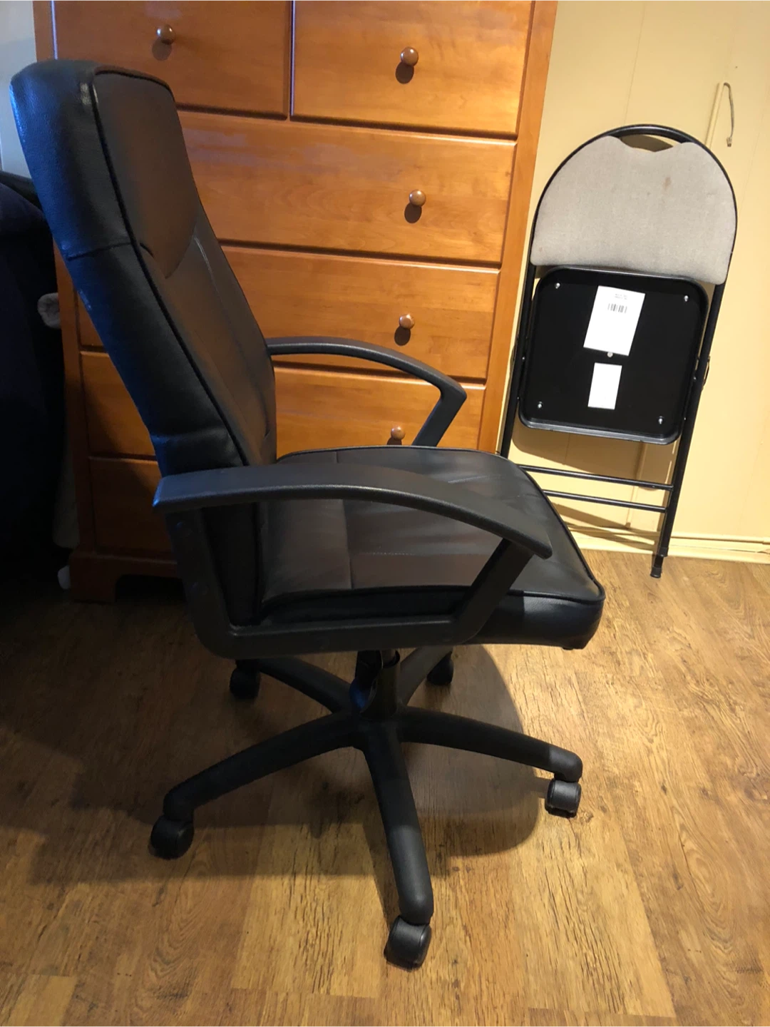 Office Chair - photo 2