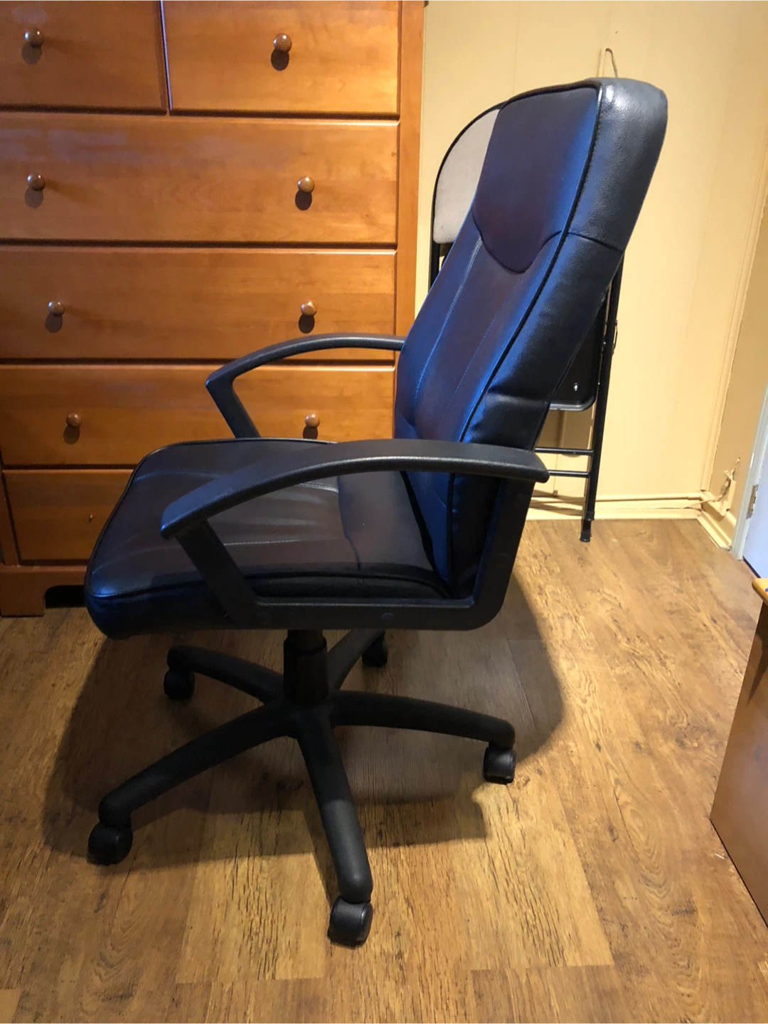 Office Chair - photo 4
