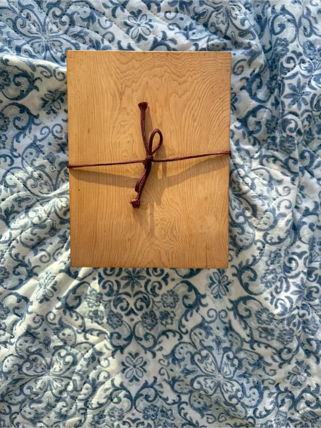 Wooden Bento Box with Lid thumbnail