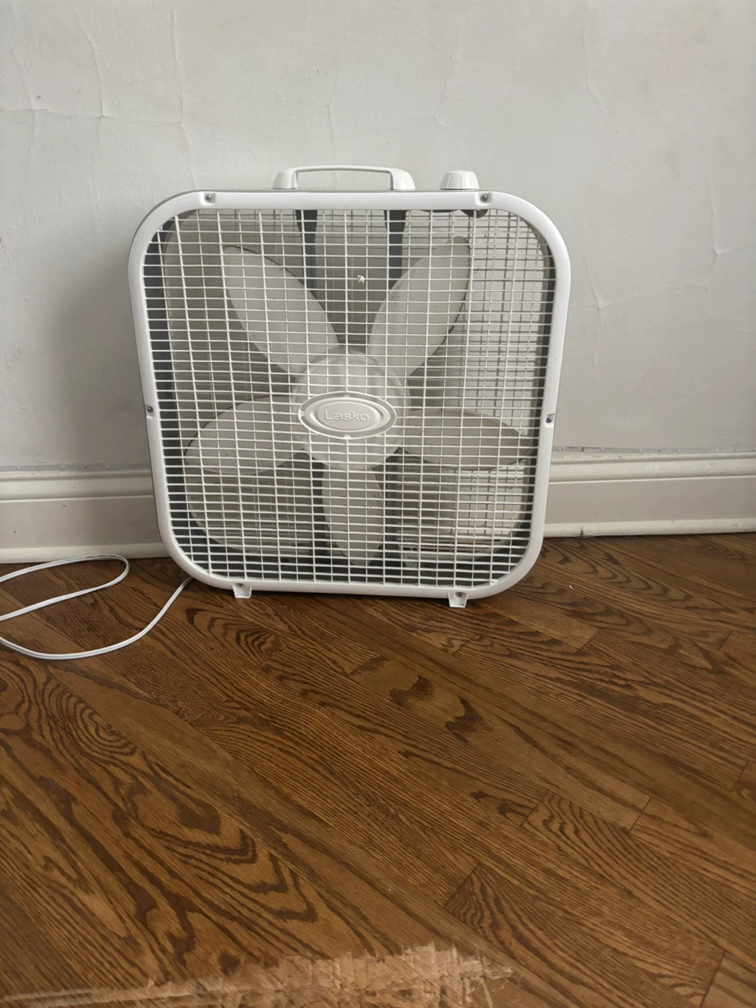 BOX FAN
