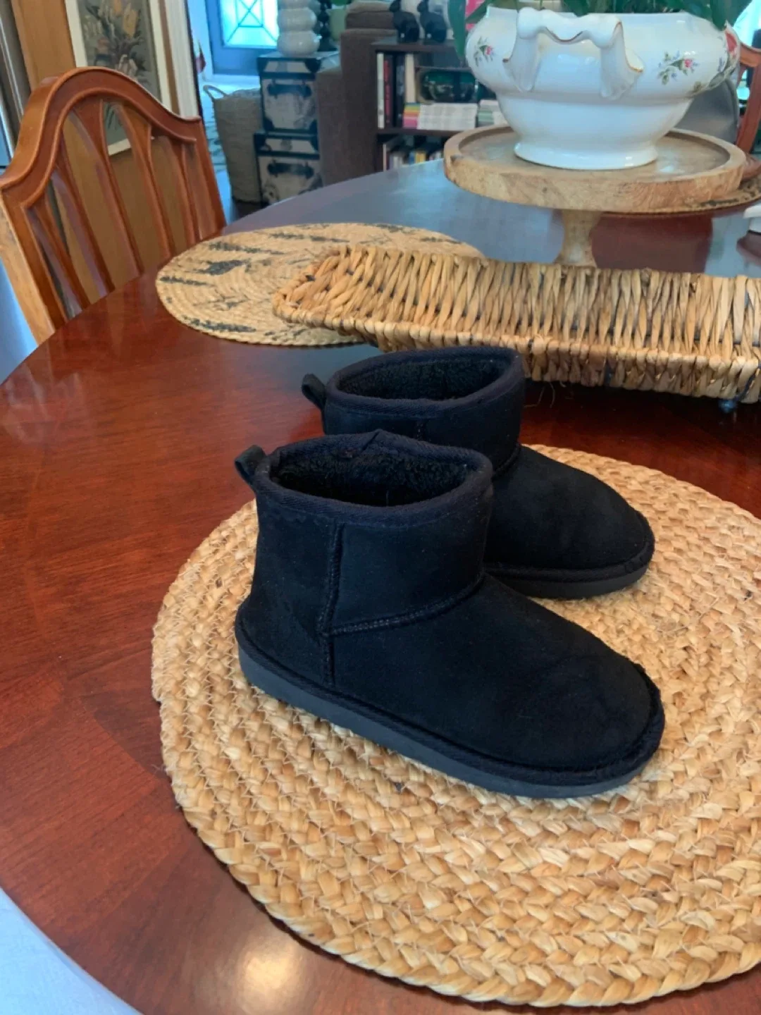 Girl’s Black Ankle Boots image indicator(6)