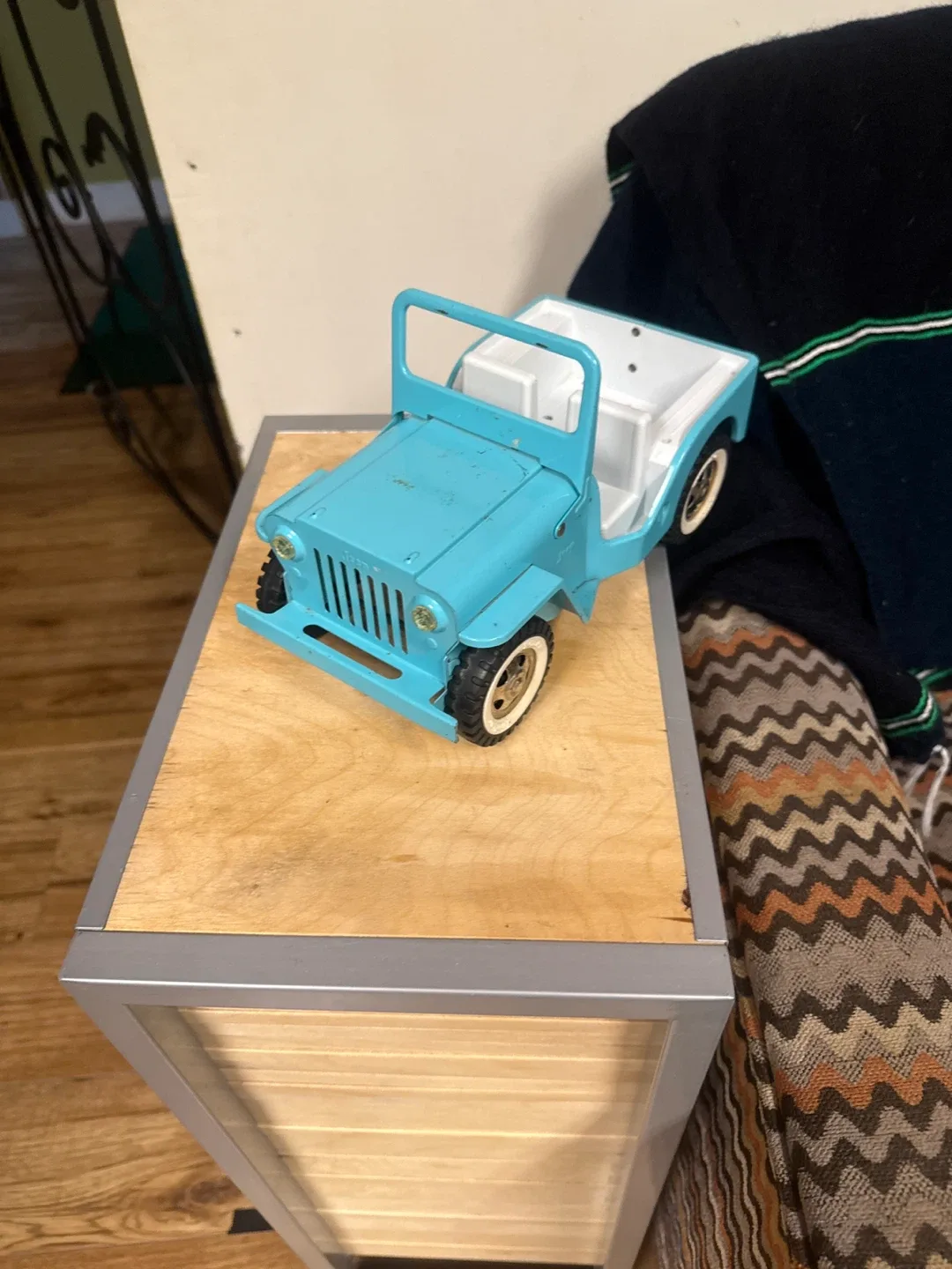 Vintage Tonka Jeep - Blue image indicator(3)