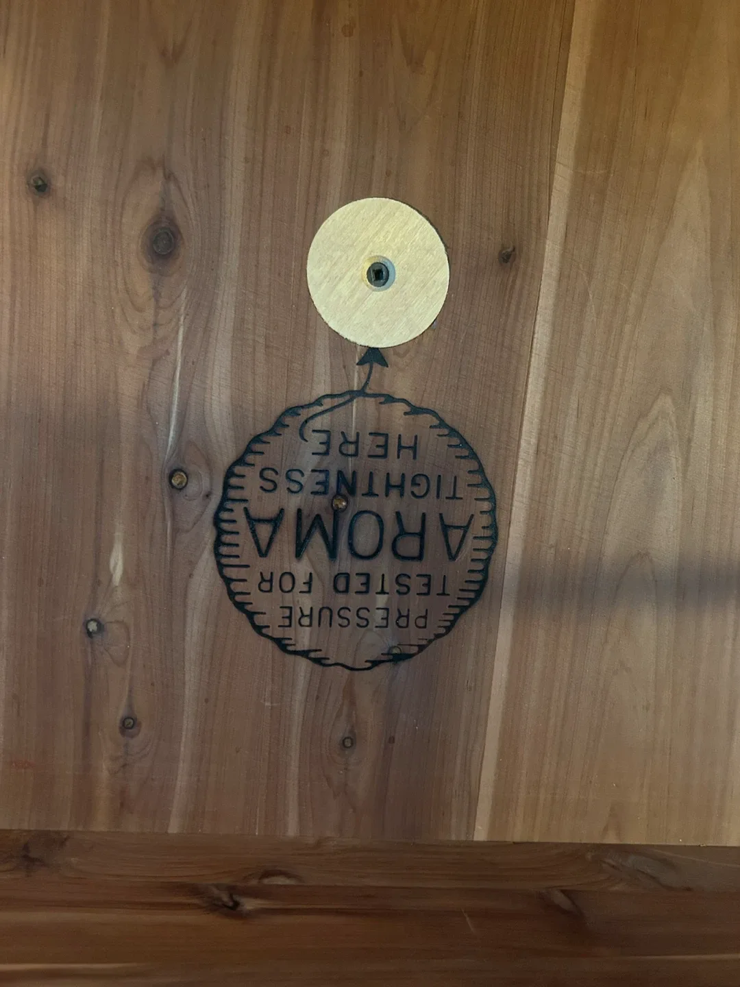 Lane Cedar Chest - Genuine Aroma-Tight Storage image indicator(7)