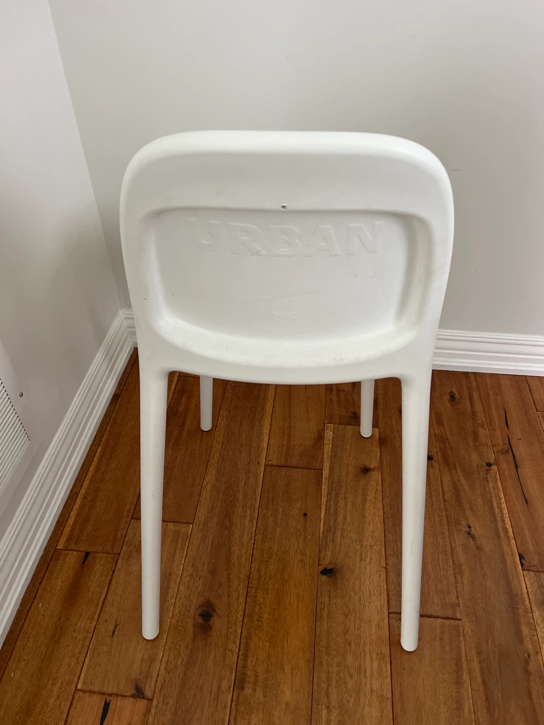 Urban Outfitters White Chair - photo 4