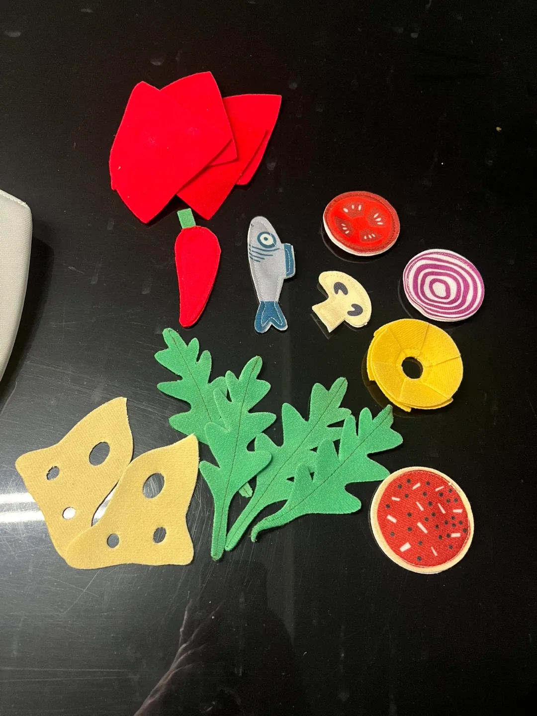 IKEA Felt Pizza Set with Toppings image indicator(4)