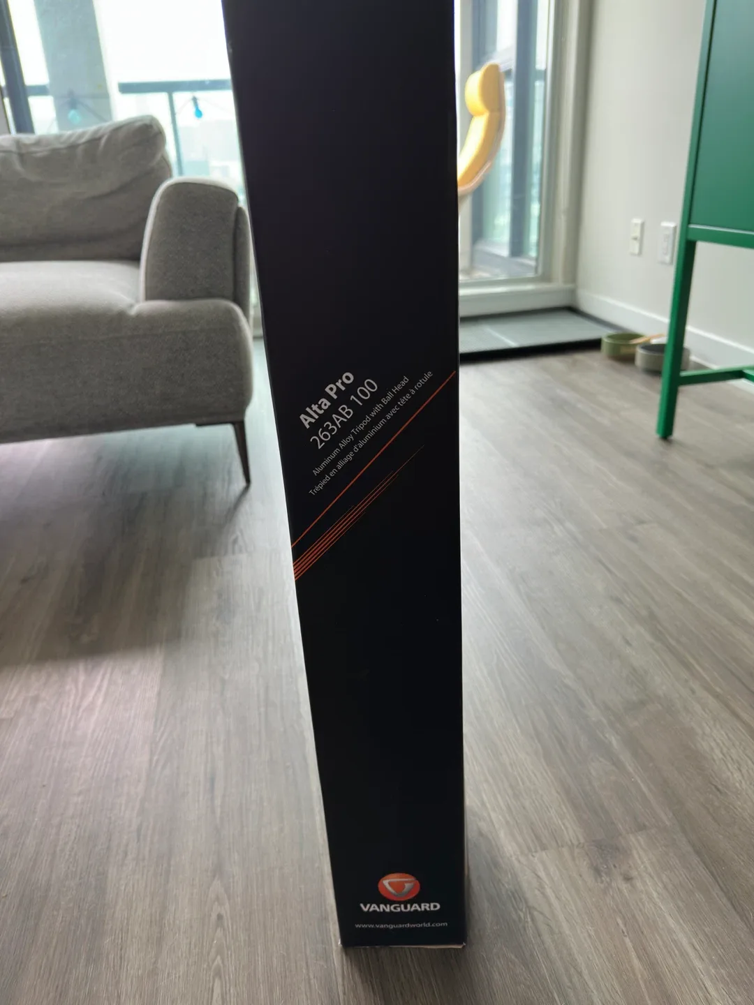 Vanguard Alta Pro 263AB Aluminum Tripod with SBH-100 Ball Head image indicator(4)