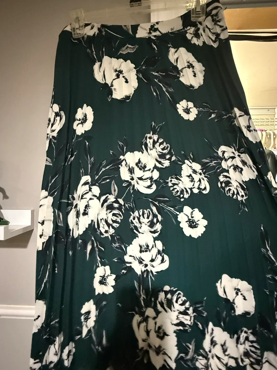 DKNY Floral Print Pleated Skirt - Size 8