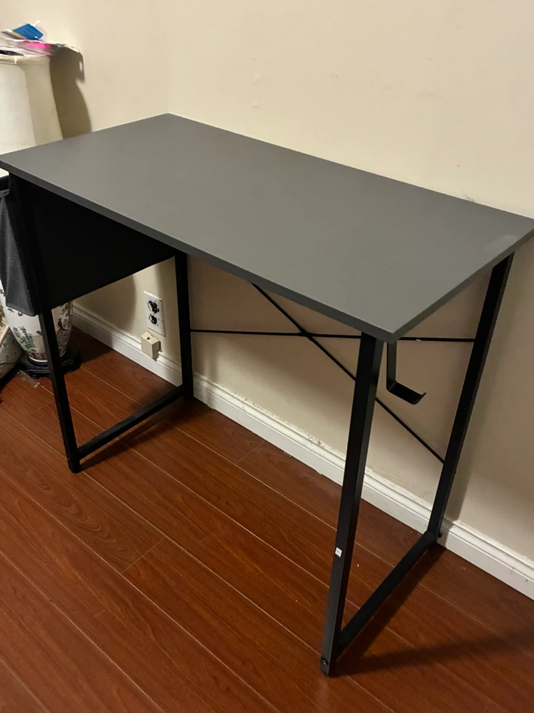 Grey Desk and a lamp - photo 4
