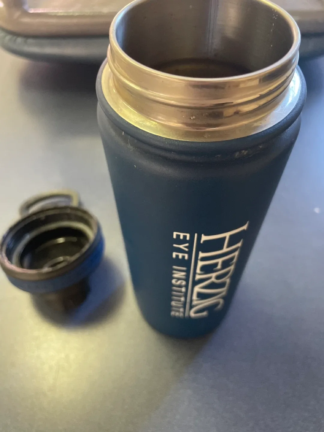 Hot/ Cold thermos / drinking containers image indicator(5)